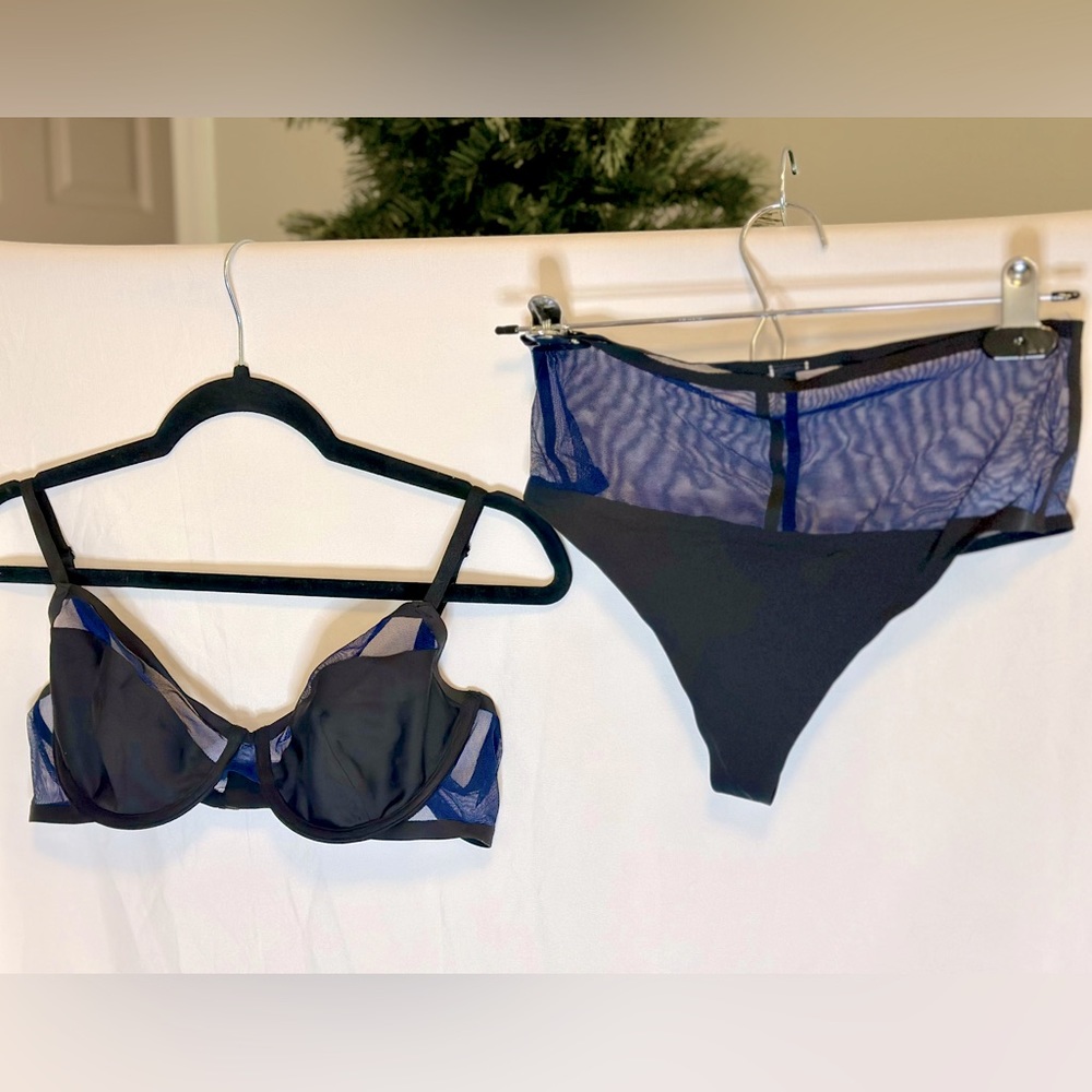 VS Unlined Underwire Demi Mesh Bra